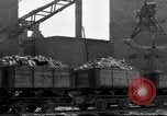 Standbild Bombenschäden und Wiederaufbau in München nach dem Krieg München Deutschland, 1946, aus Sekunde 27 historischem Filmmaterial Videoclip 65675056085