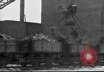 Standbild Bombenschäden und Wiederaufbau in München nach dem Krieg München Deutschland, 1946, aus Sekunde 31 historischem Filmmaterial Videoclip 65675056085