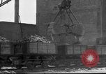 Standbild Bombenschäden und Wiederaufbau in München nach dem Krieg München Deutschland, 1946, aus Sekunde 33 historischem Filmmaterial Videoclip 65675056085