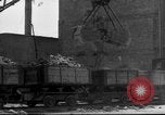 Standbild Bombenschäden und Wiederaufbau in München nach dem Krieg München Deutschland, 1946, aus Sekunde 34 historischem Filmmaterial Videoclip 65675056085
