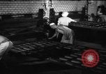 Standbild Bäckerei Mannheim Deutschland, 1946, aus Sekunde 19 historischem Filmmaterial Videoclip 65675056089
