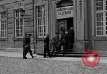 Standbild Kriegsverbrechen Ludwigsburg Deutschland, 1946, aus Sekunde 56 historischem Filmmaterial Videoclip 65675056090