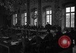 Standbild Kriegsverbrechen Ludwigsburg Deutschland, 1946, aus Sekunde 14 historischem Filmmaterial Videoclip 65675056091