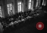 Standbild Kriegsverbrechen Ludwigsburg Deutschland, 1946, aus Sekunde 62 historischem Filmmaterial Videoclip 65675056091
