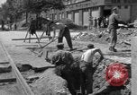 Image le travail de reconstruction Ulm Allemagne, 1945, de la seconde 62 séquences d'archives historiques vidéo 65675056095