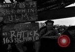 Image des activités de reconstruction Ulm Allemagne, 1945, de la seconde 4 séquences d'archives historiques vidéo 65675056097