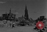 Image des activités de reconstruction Ulm Allemagne, 1945, de la seconde 5 séquences d'archives historiques vidéo 65675056097
