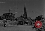 Image des activités de reconstruction Ulm Allemagne, 1945, de la seconde 7 séquences d'archives historiques vidéo 65675056097
