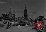 Image des activités de reconstruction Ulm Allemagne, 1945, de la seconde 11 séquences d'archives historiques vidéo 65675056097