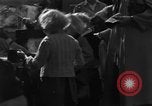 Standbild Schule Kinder Wien Österreich, 1945, aus Sekunde 9 historischem Filmmaterial Videoclip 65675056105