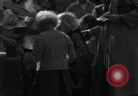 Standbild Schule Kinder Wien Österreich, 1945, aus Sekunde 10 historischem Filmmaterial Videoclip 65675056105