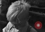 Standbild Schule Kinder Wien Österreich, 1945, aus Sekunde 22 historischem Filmmaterial Videoclip 65675056105