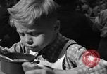 Standbild Schule Kinder Wien Österreich, 1945, aus Sekunde 34 historischem Filmmaterial Videoclip 65675056105