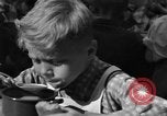 Standbild Schule Kinder Wien Österreich, 1945, aus Sekunde 38 historischem Filmmaterial Videoclip 65675056105