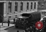 Standbild die britischen LKW Wien Österreich, 1945, aus Sekunde 15 historischem Filmmaterial Videoclip 65675056106