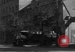 Standbild die britischen LKW Wien Österreich, 1945, aus Sekunde 45 historischem Filmmaterial Videoclip 65675056106
