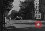Standbild die britischen LKW Wien Österreich, 1945, aus Sekunde 60 historischem Filmmaterial Videoclip 65675056106