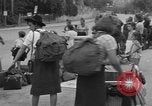 Immagine di I rifugiati tedeschi Germania, 1945, secondo 52 filmato di repertorio 65675056108
