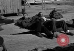 Standbild deutschen Flüchtlinge Ulm Deutschland, 1945, aus Sekunde 31 historischem Filmmaterial Videoclip 65675056109