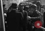 Standbild deutschen Flüchtlinge Ulm Deutschland, 1945, aus Sekunde 33 historischem Filmmaterial Videoclip 65675056109