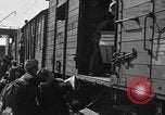 Standbild deutschen Flüchtlinge Ulm Deutschland, 1945, aus Sekunde 59 historischem Filmmaterial Videoclip 65675056109