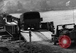 Image  pont Bailey Remagen Allemagne, 1945, de la seconde 11 séquences d'archives historiques vidéo 65675056114