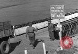 Image  pont Bailey Remagen Allemagne, 1945, de la seconde 55 séquences d'archives historiques vidéo 65675056114