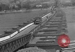 Image  pont Bailey Remagen Allemagne, 1945, de la seconde 61 séquences d'archives historiques vidéo 65675056114