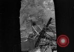 Standbild Remagen Brücke Remagen Deutschland, 1945, aus Sekunde 31 historischem Filmmaterial Videoclip 65675056115