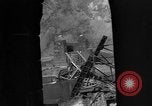 Standbild Remagen Brücke Remagen Deutschland, 1945, aus Sekunde 32 historischem Filmmaterial Videoclip 65675056115