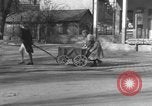 Image civils Sobernheim Allemagne, 1945, de la seconde 18 séquences d'archives historiques vidéo 65675056116