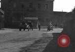 Image civils Sobernheim Allemagne, 1945, de la seconde 23 séquences d'archives historiques vidéo 65675056116
