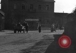 Image civils Sobernheim Allemagne, 1945, de la seconde 25 séquences d'archives historiques vidéo 65675056116