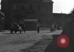 Image civils Sobernheim Allemagne, 1945, de la seconde 26 séquences d'archives historiques vidéo 65675056116