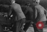 Image civils Sobernheim Allemagne, 1945, de la seconde 33 séquences d'archives historiques vidéo 65675056116