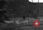 Image civils Sobernheim Allemagne, 1945, de la seconde 45 séquences d'archives historiques vidéo 65675056116