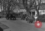 Image civils Sobernheim Allemagne, 1945, de la seconde 48 séquences d'archives historiques vidéo 65675056116