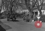 Image civils Sobernheim Allemagne, 1945, de la seconde 51 séquences d'archives historiques vidéo 65675056116