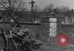 Image civils Sobernheim Allemagne, 1945, de la seconde 54 séquences d'archives historiques vidéo 65675056116