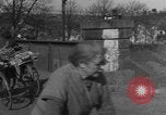 Image civils Sobernheim Allemagne, 1945, de la seconde 55 séquences d'archives historiques vidéo 65675056116