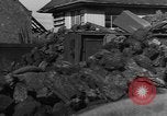 Image des wagons de chemin de fer Sobernheim Allemagne, 1945, de la seconde 16 séquences d'archives historiques vidéo 65675056117
