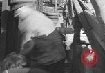 Image des wagons de chemin de fer Sobernheim Allemagne, 1945, de la seconde 18 séquences d'archives historiques vidéo 65675056117
