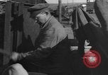 Image des wagons de chemin de fer Sobernheim Allemagne, 1945, de la seconde 20 séquences d'archives historiques vidéo 65675056117