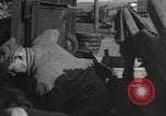 Image des wagons de chemin de fer Sobernheim Allemagne, 1945, de la seconde 21 séquences d'archives historiques vidéo 65675056117