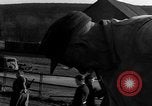 Image des wagons de chemin de fer Sobernheim Allemagne, 1945, de la seconde 43 séquences d'archives historiques vidéo 65675056117