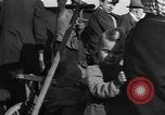 Image des wagons de chemin de fer Sobernheim Allemagne, 1945, de la seconde 62 séquences d'archives historiques vidéo 65675056117