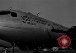 Image avions Vittles Francfort Allemagne, 1949, de la seconde 7 séquences d'archives historiques vidéo 65675056123