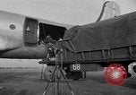 Image avions Vittles Francfort Allemagne, 1949, de la seconde 22 séquences d'archives historiques vidéo 65675056123