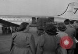 Image avions Vittles Francfort Allemagne, 1949, de la seconde 57 séquences d'archives historiques vidéo 65675056123