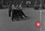 Image Fédération de camp de personnes déplacées Heidelberg Allemagne, 1945, de la seconde 18 séquences d'archives historiques vidéo 65675056135